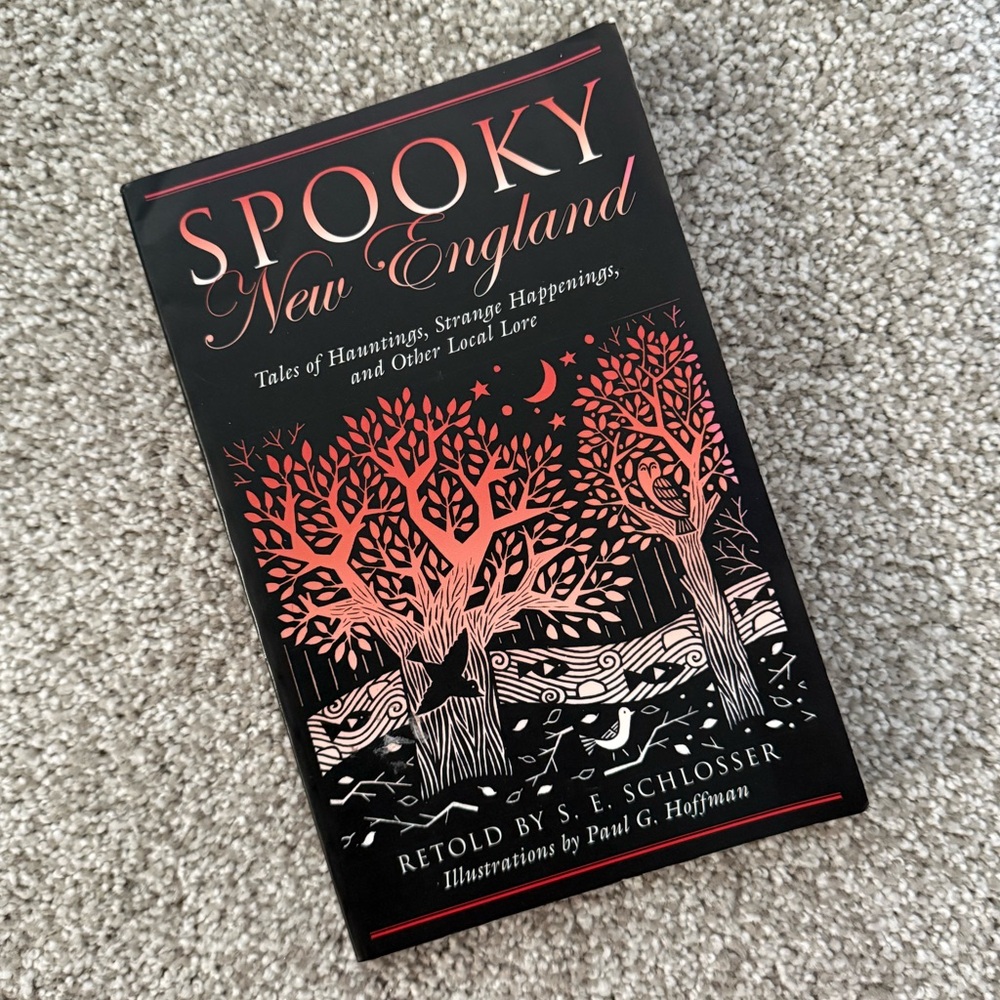 Spooky New England Book